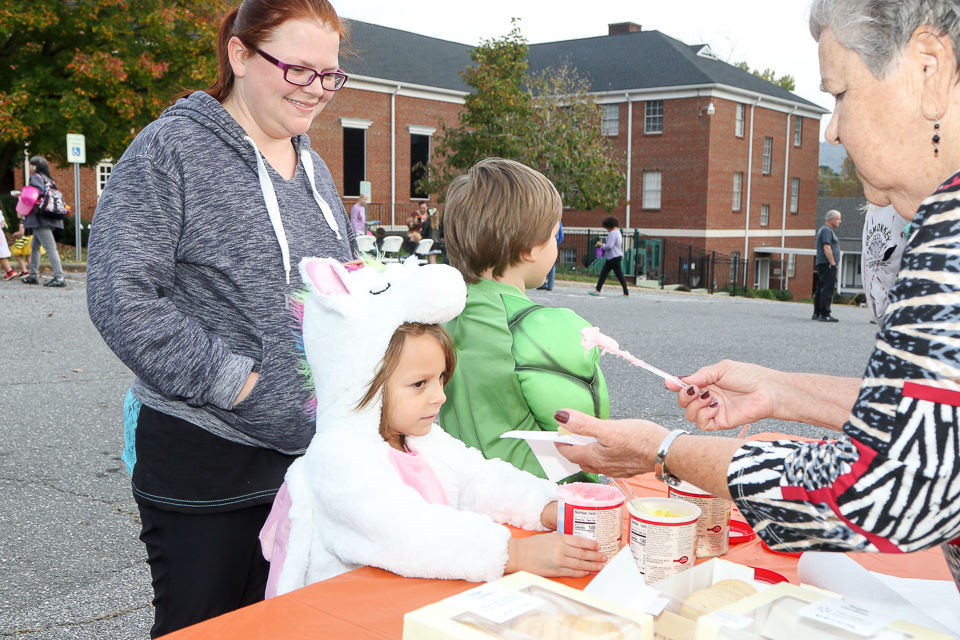 Valdese Library Fall Festival 2019-9318.JPG